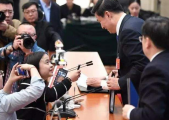 
			  “王乃学在全市年中经济从业专题协商座谈会上强调：坚定信心聚集共识推动北海优质快速发展”