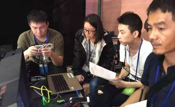 “自治区党委政府召开全区向海经济快速发展推进会议强调：持续加力打造好向海经济加快建设海洋强区  为建设壮美广西共圆复兴梦想提供有力支撑”