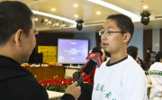 
			  “公司捐赠价值27万元食品”